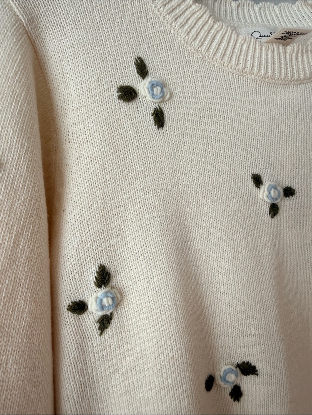 Jessica Simpson Cream Floral Appliqué Crewneck Sweater - Picture 4 of 6